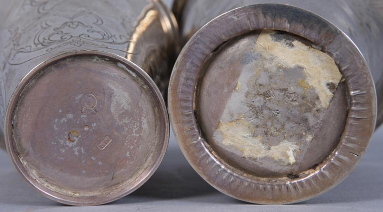 BÄGARE, 2 st, silver, Niclas Warneck, Karlstad, 1727-1780 resp troligen Henrik Hervander, Linköping, 1803-1823.