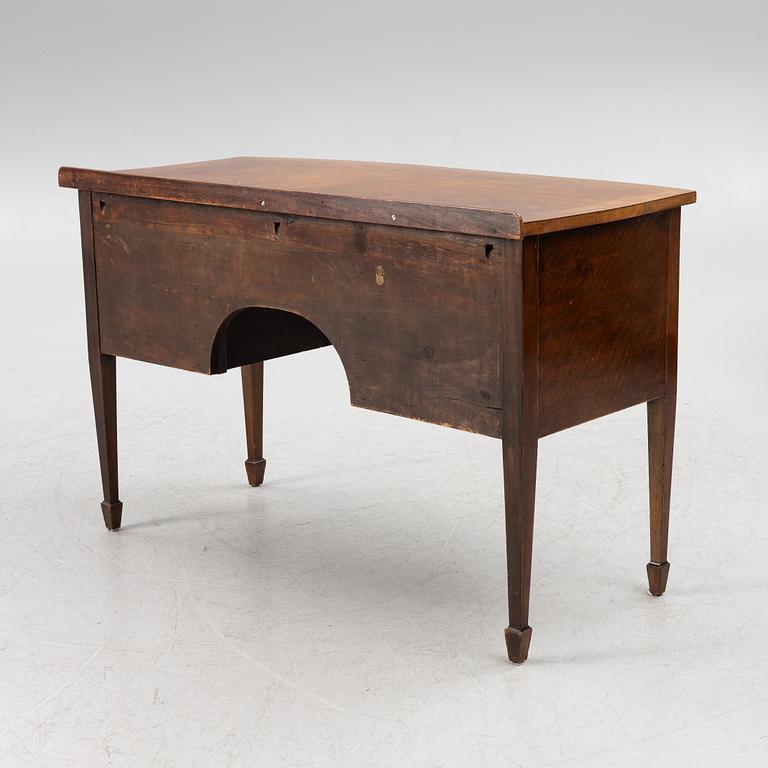 Skrivbord/sideboard, Engelsk stil, 1900-talets början.