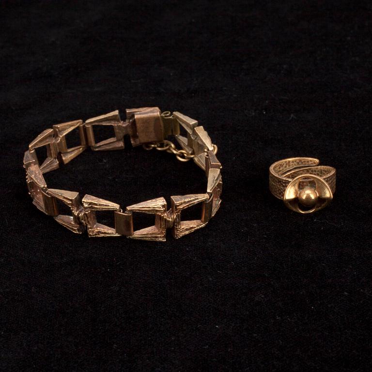 BRONSSMYCKEN, 6 st, bl.a. Pentti Sarpaneva. 1900-talets senare hälft.