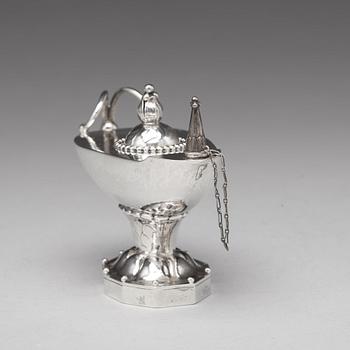 Georg Jensen, bordständare / oljelampa, Köpenhamn 1918, design nr 12, 830/1000.
