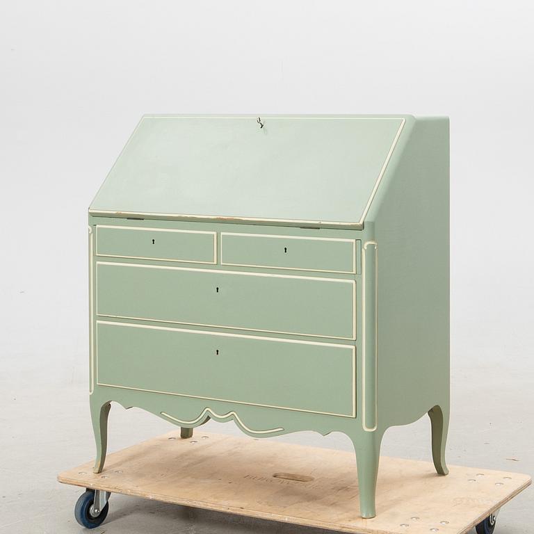 Axel Einar Hjorth, Secretary "Traddis" Nordiska Kompaniet (NK) 1931/32.