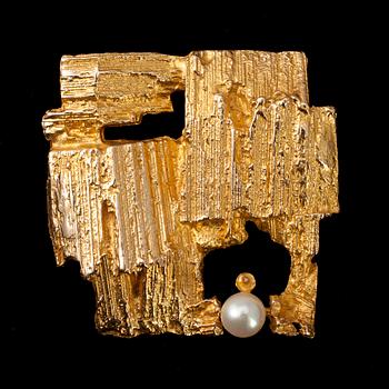 BROSCH, guld 14K samt pärla, Björn Weckström, Lapponia, 1972. Tot. vikt ca 13,5 g.