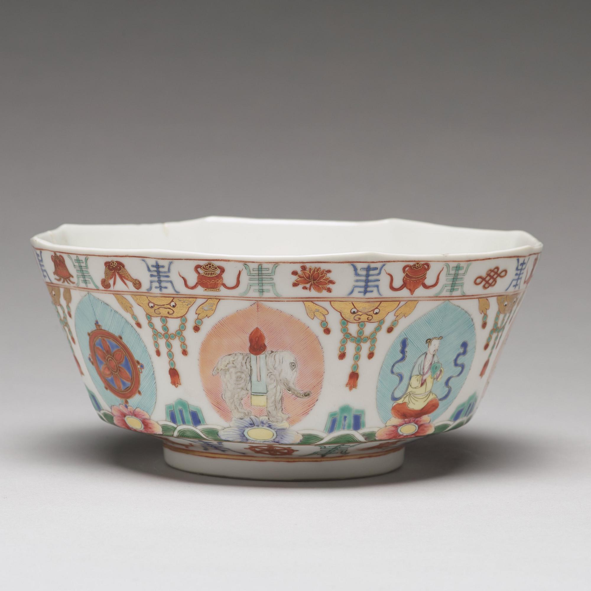 SKÅL, porslin. Qingdynastin, 1800-tal.