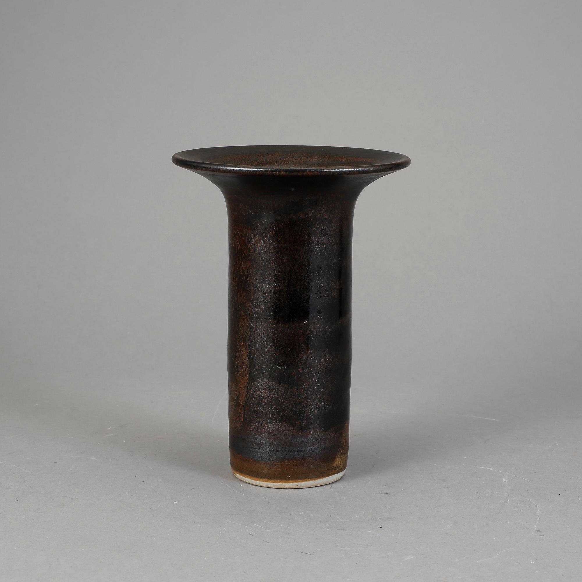 VAS, stengods, Carl Harry Stålhane, Designhuset, uniksignerad.