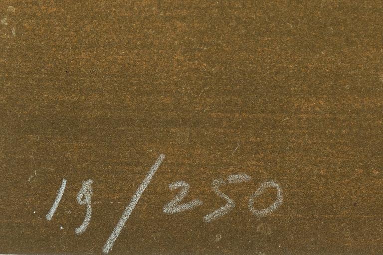 Olga Semenova, I baren.