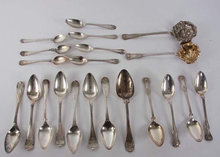 SKEDAR MM, 21 delar, silver 1800-tal mm.