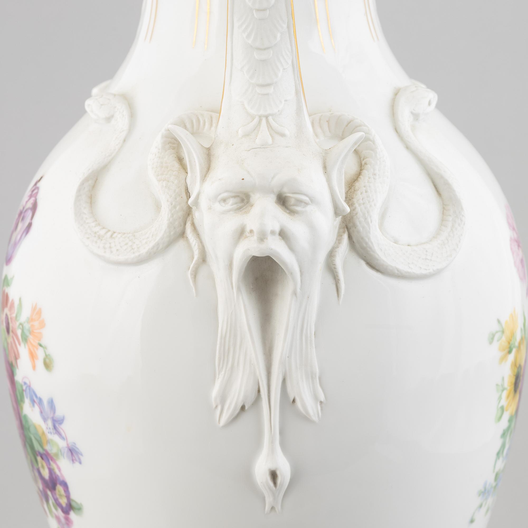 Royal Copenhagen, decorative vase, "Sachsisk Blomst", circa 1900.