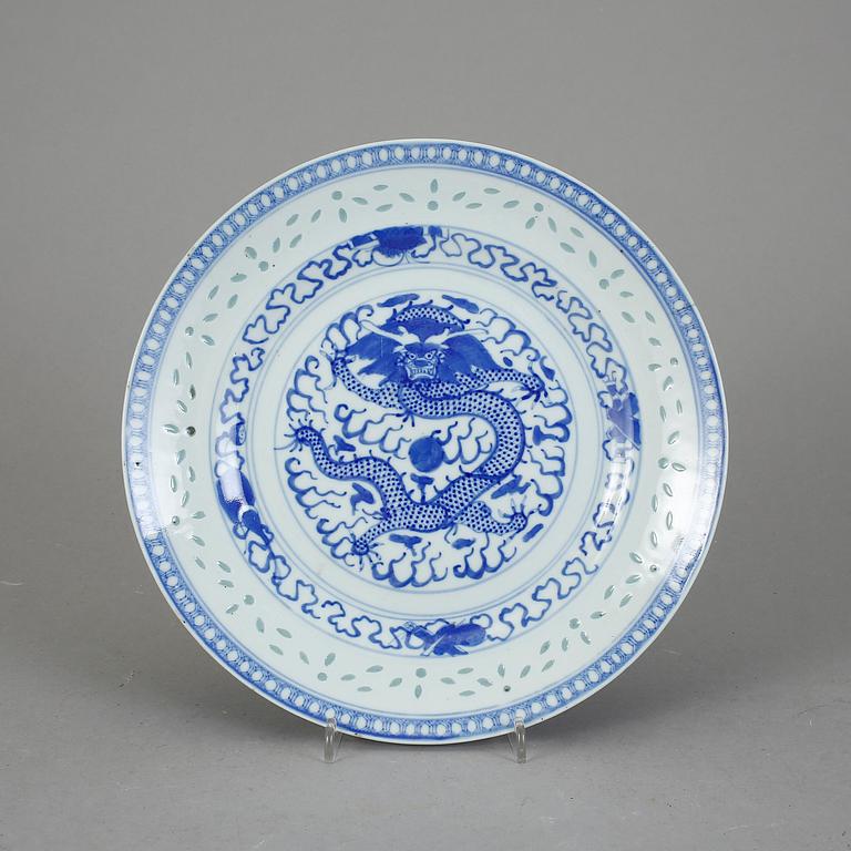FAT, porslin, Kina. 1900-tal.