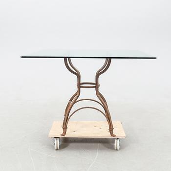 Table from the second half of the 20th century.