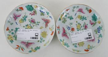 SKÅLFAT, ett par, porslin, Kina, 1800/1900-tal.