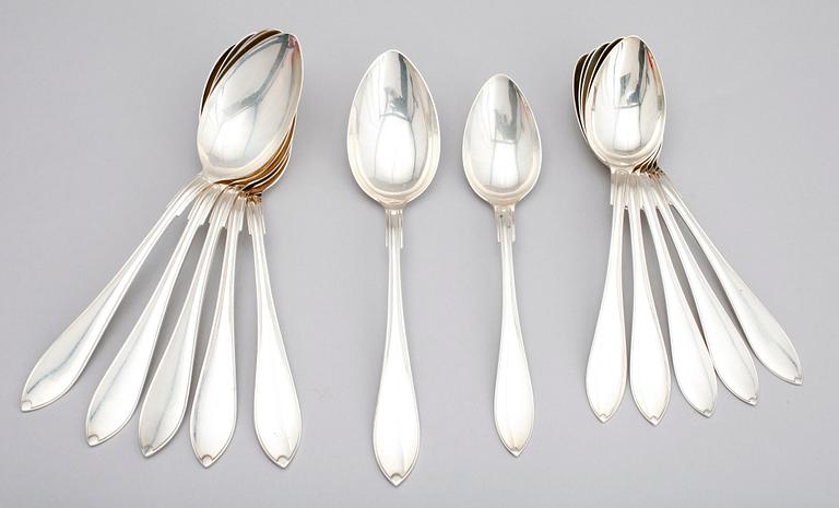 MAT- OCH BORDSSKEDAR, 12 st (6+6), silver, GAB, Stockholm 1920-tal. Vikt ca 569 g.