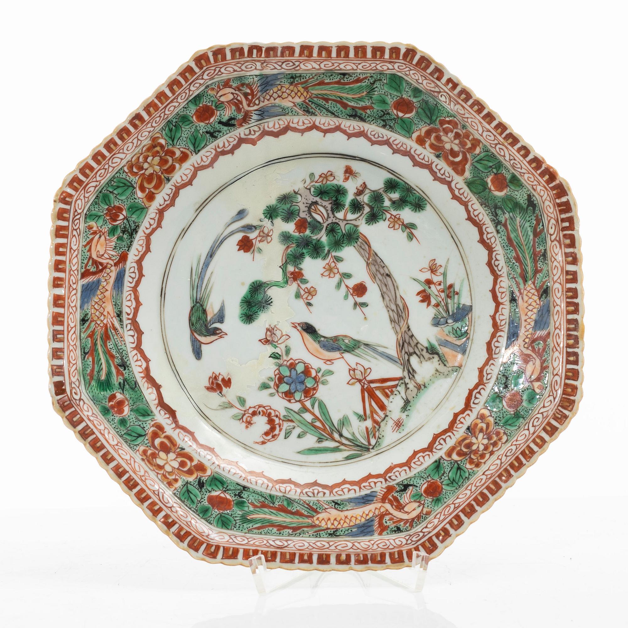 Fat, två stycken, porslin. Qingdynastin, Kangxi (1662-1722).