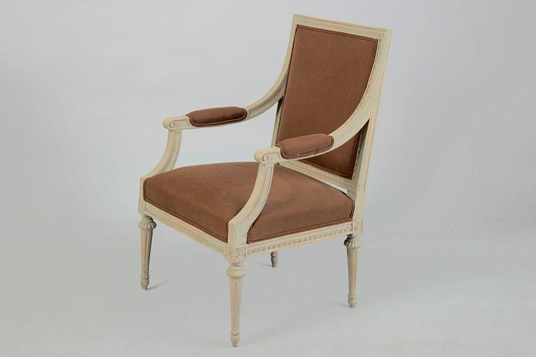 GUSTAVIANSK KARMSTOL AV ERIK ÖHRMARK.