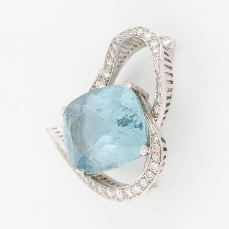 Brooch, K.Torndals, 18K white gold with aquamarine and brilliant-cut diamonds.
