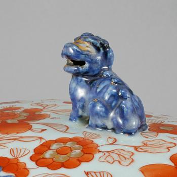TERRIN, porslin, Kina, 1700-tal.