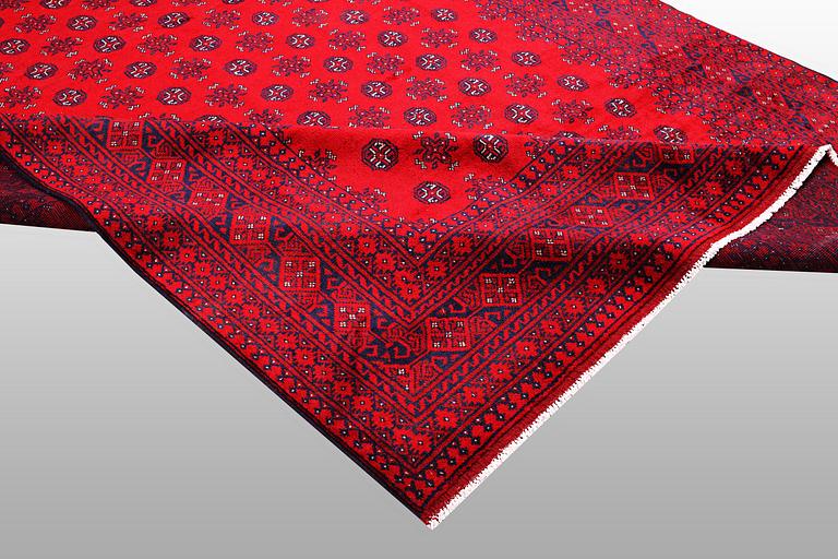 Matto, Afghan, ca 341 x 261 cm.