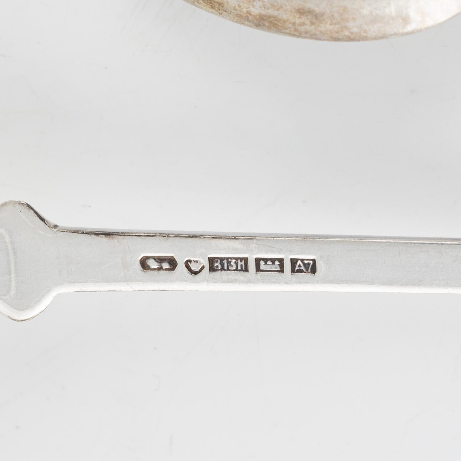 Bestick, 17 st, silver, bl a Osuusliike Kultaseppä, Åbo, Finland 1930.