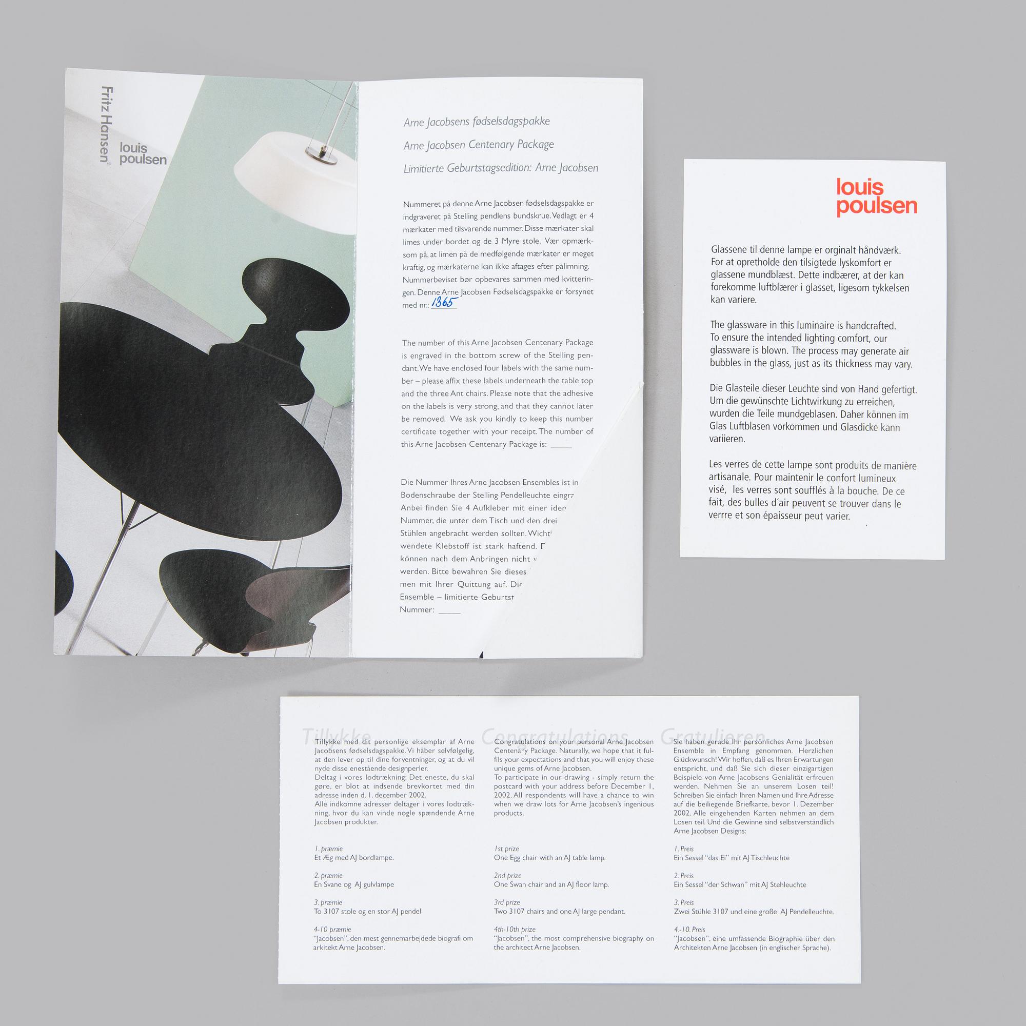 Arne Jacobsen, kattovalaisin "Stelling pendant" Louis Poulsen Tanska, 2002.