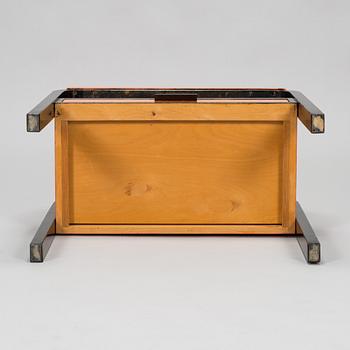 Alvar Aalto, a mid-20th century '87' table for O.Y. Huonekalu-ja Rakennustyötehdas A.B.