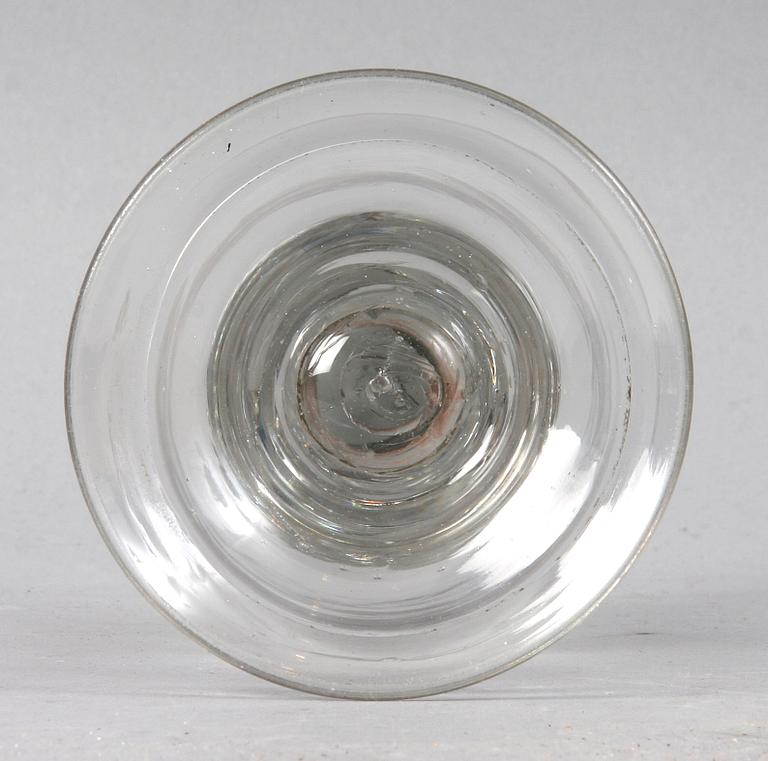 GLAS, s k hessisk typ, 1700-tal.
