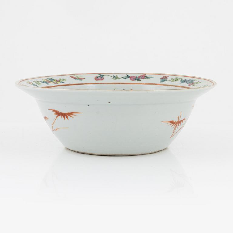 Handfat, porslin, Kina, sen Qingdynasti, omkring 1900.
