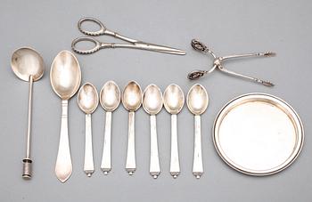 PARTI SILVER, 11 delar, silver, mest Georg Jensen, bla "Pyramid", mest 1930-tal. Tot ca 252 gram.