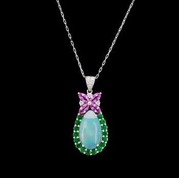 943. An opal, 3.36 cts, pink sapphire and brilliant cut diamond pendant, tot. 0.15 cts.