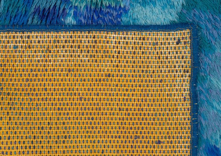 Marjatta Metsovaara, ryarug, "Simpukka", approx. 167 x 134 cm.