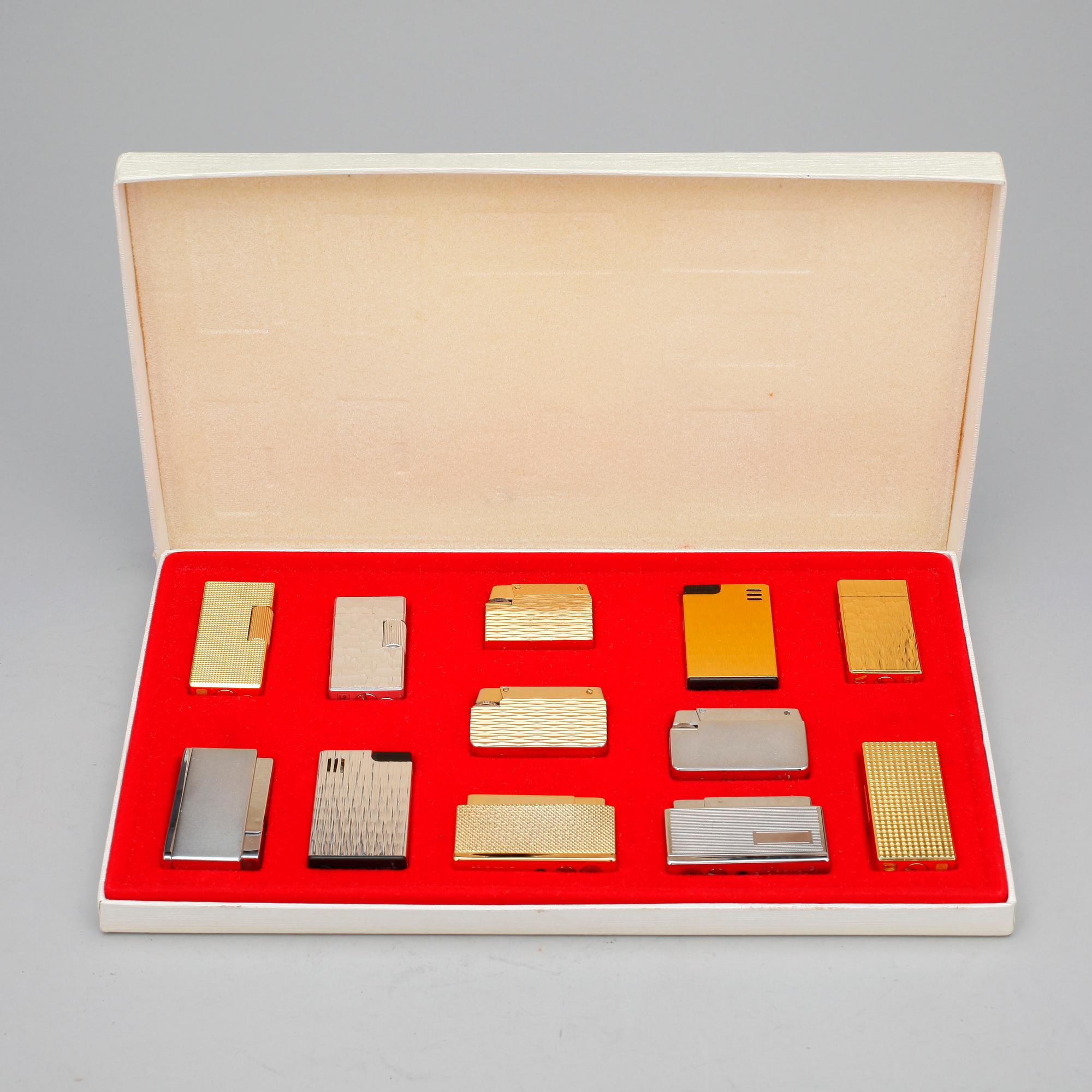 SET MED TÄNDARE, 12st, förgyllda och försilvrade, Diplomat, Schweiz, 1970-tal.