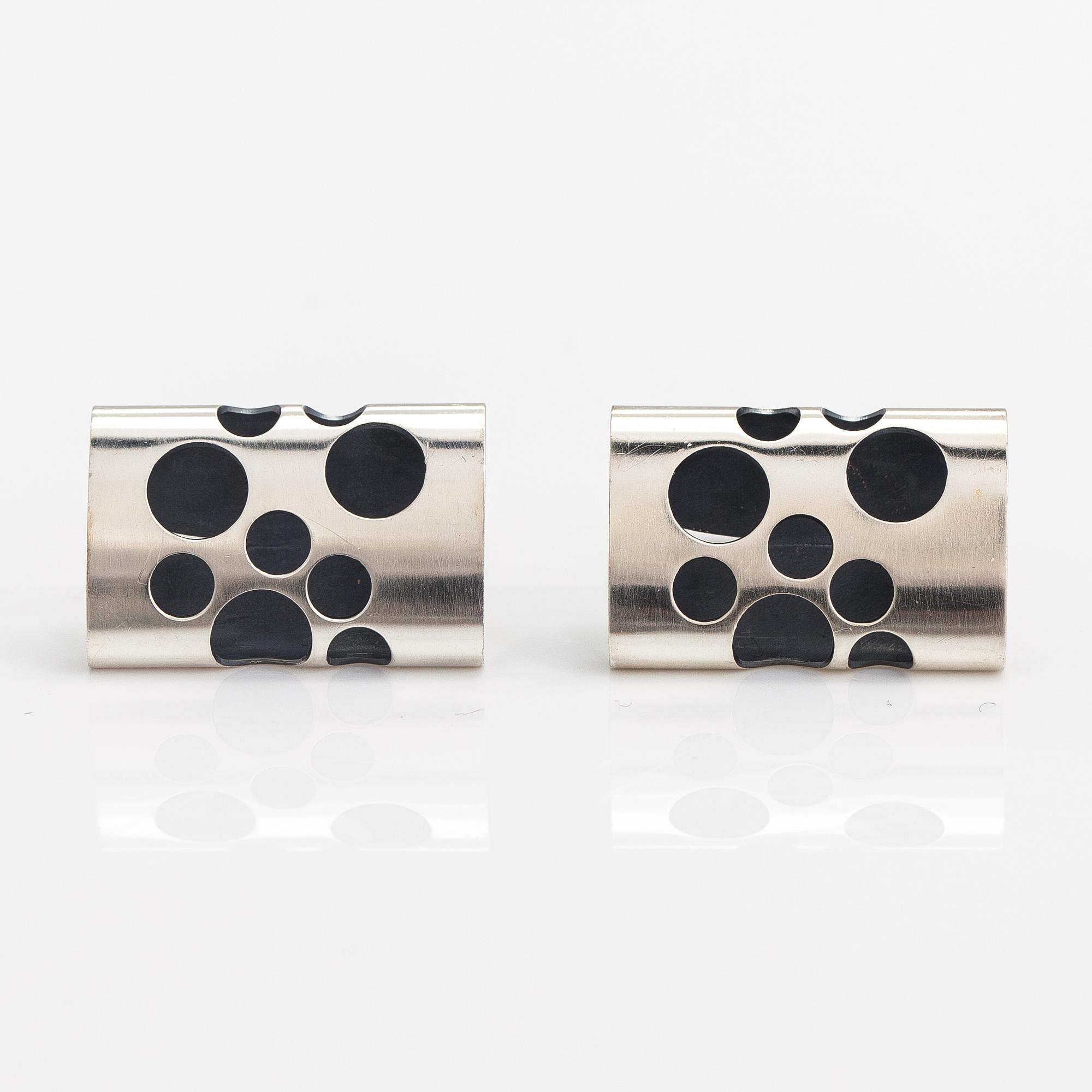 Elis Kauppi, A pair of silver cufflinks. Kupittaan kulta, Turku 1968.