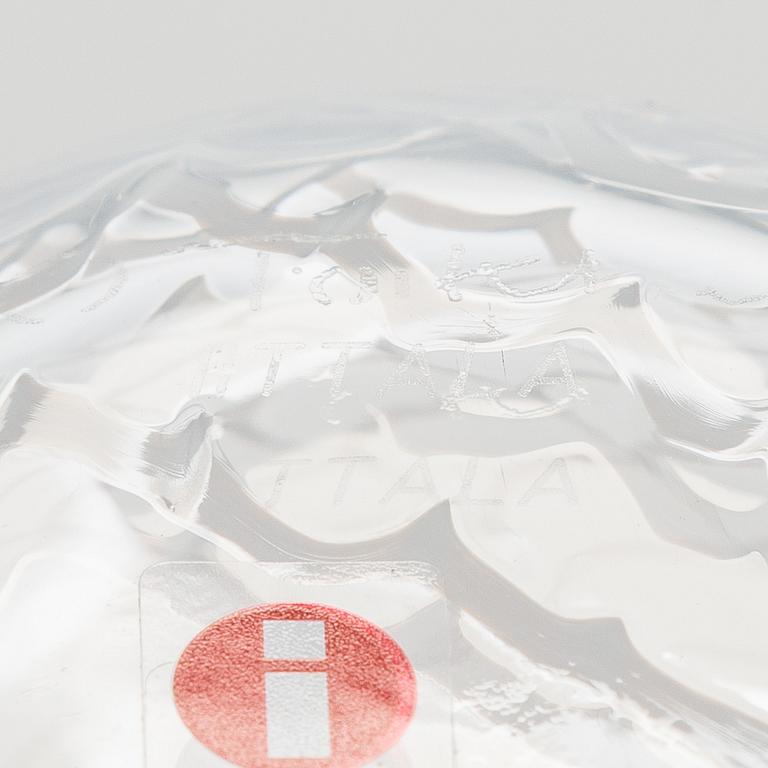 Oiva Toikka, A set of three glass birds, signed O. Toikka Iittala, Finland.