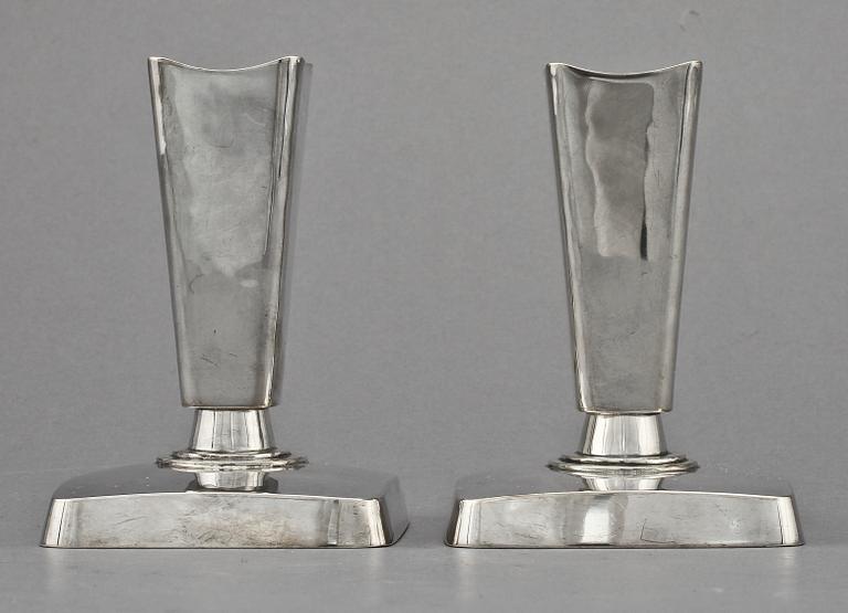 LJUSSTAKAR, ett par, silver, T Kullander, Borås, 1990. Vikt 375 g.