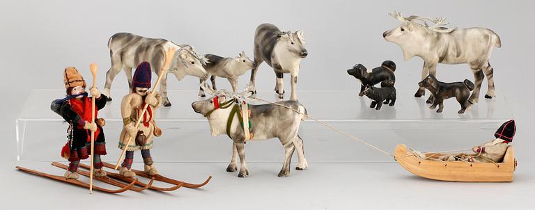 PARTI SAMEFIGURER, 11 delar, trä, 1900-talets första hälft.