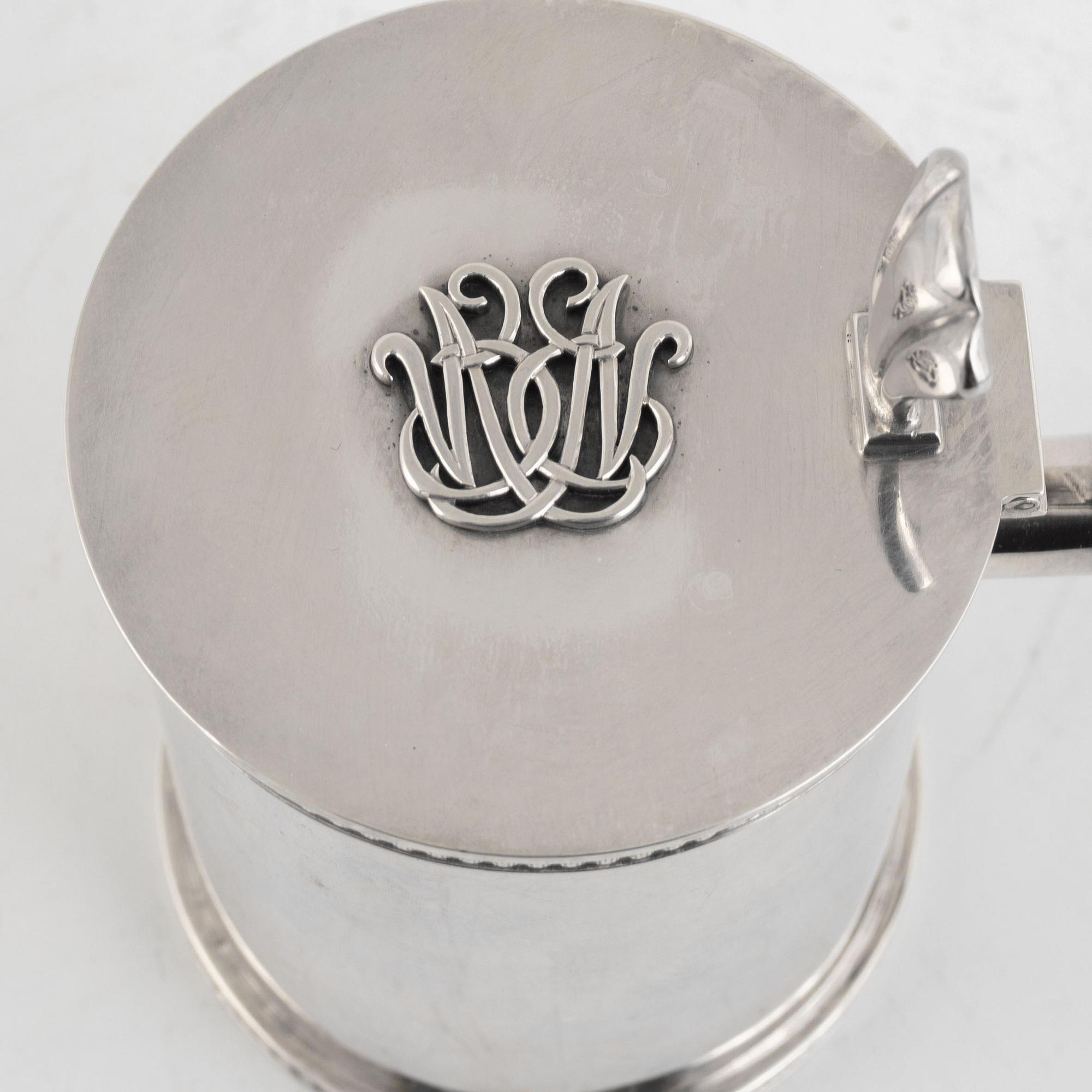 Atelier Borgila, burk med lock, sterlingsilver, Stockholm 1964.