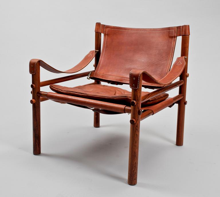 KARMSTOL, "Sirocco", Arne Norell. Modellen formgiven 1964.