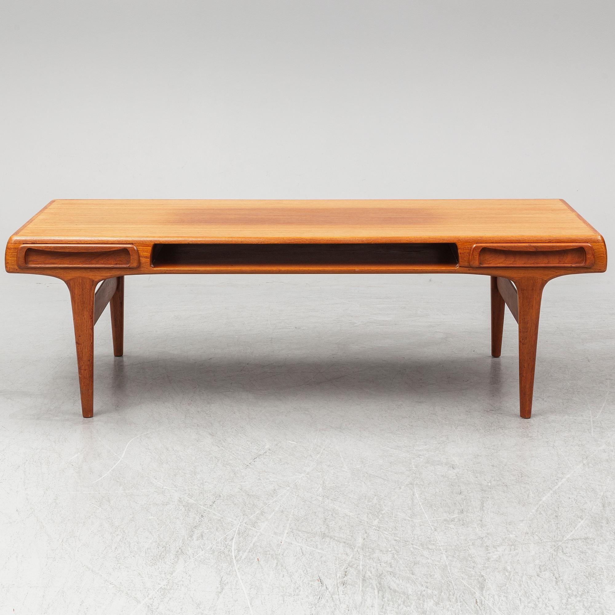 JOHANNES ANDERSEN, soffbord, Trensum, 1960-tal.