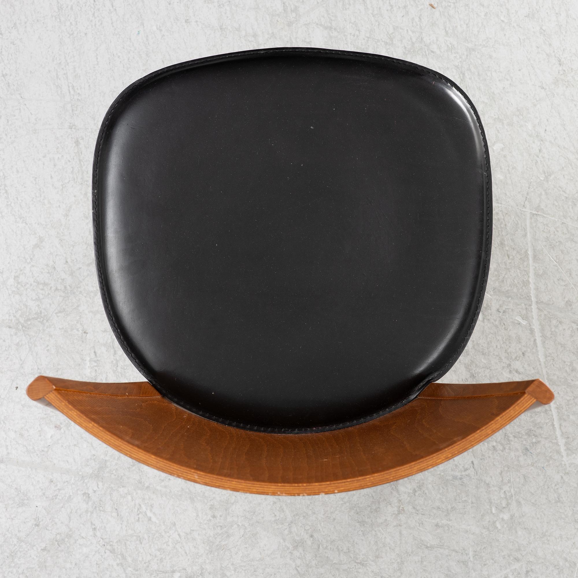 A set of 4 chairs, Calligaris, Italy, late 20th century.