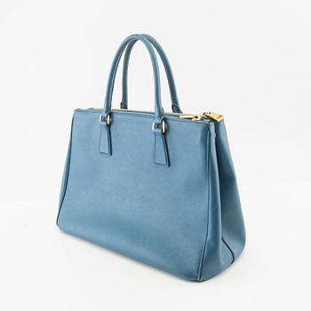 Prada, väska "Galleria Large".