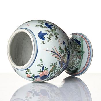 Vas, porslin. Qingdynastin, Kangxi (1662-1722).