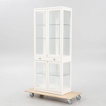 Tomas Jelinek & Karin Mobring, vitrinskåp, "Stockholm", IKEA.