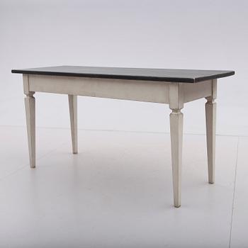 SKRIVBORD, 1800-talets mitt.