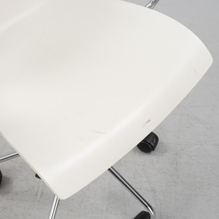 Vico Magistretti, kontorsstol, "Maui", Kartell, Italien.