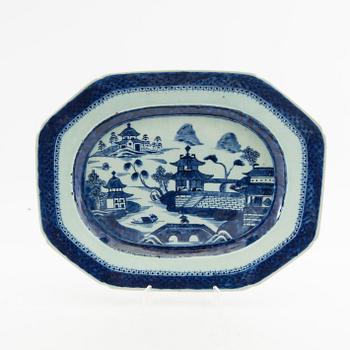 Serving dishes 5 pcs China around 1800 porcelain.