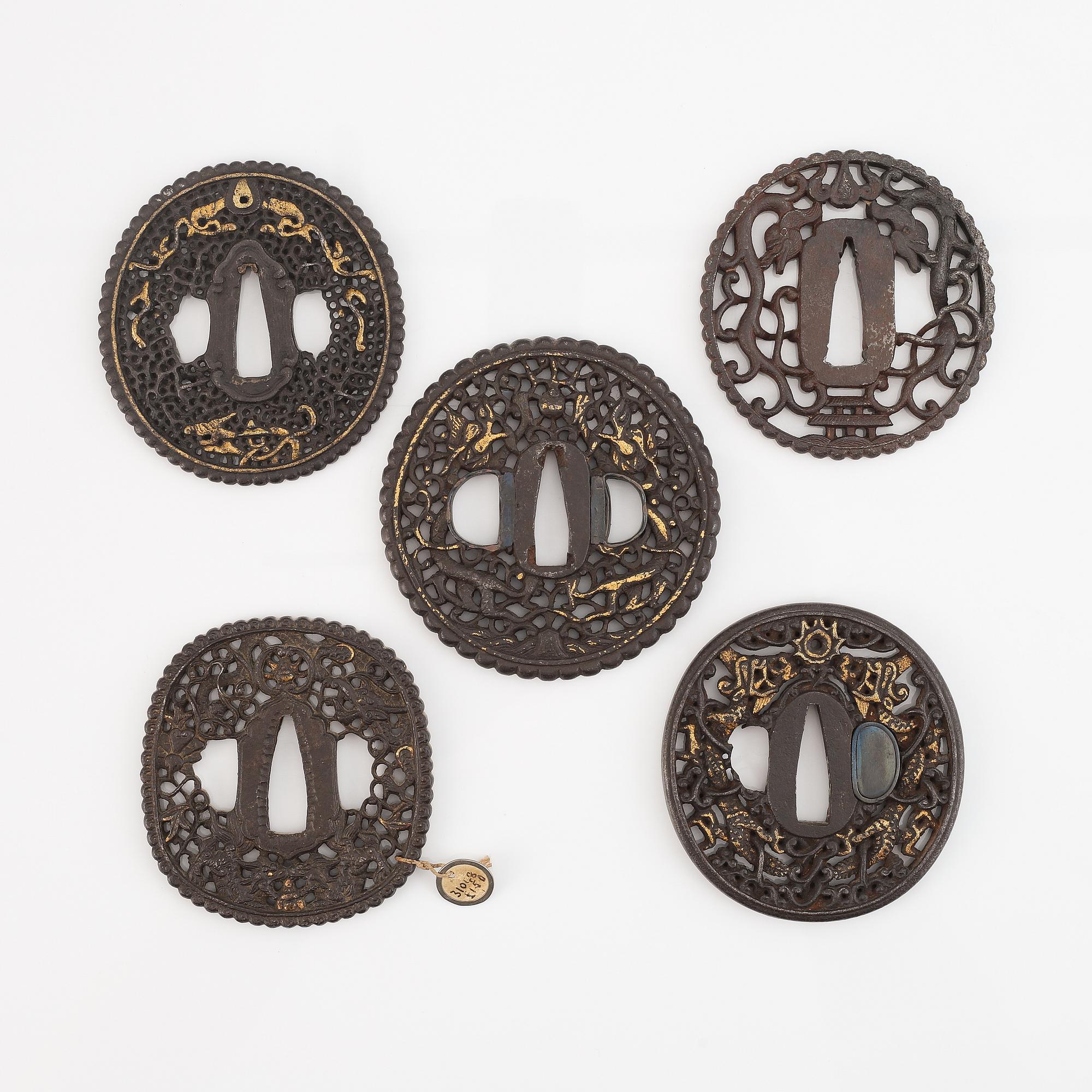 Tsuba, 5 st, Edo.