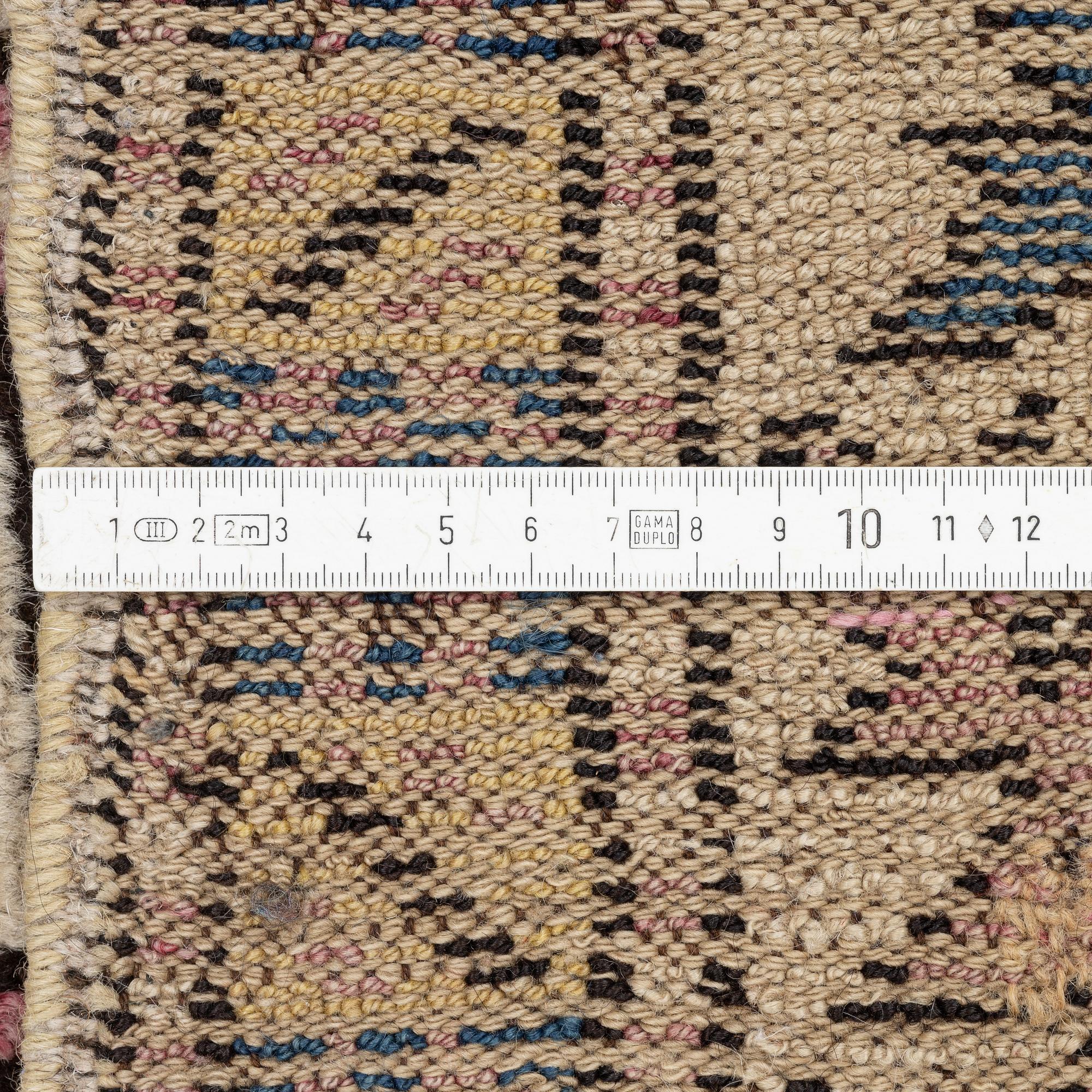An antique Anatolian c. 152 x 116 cm.
