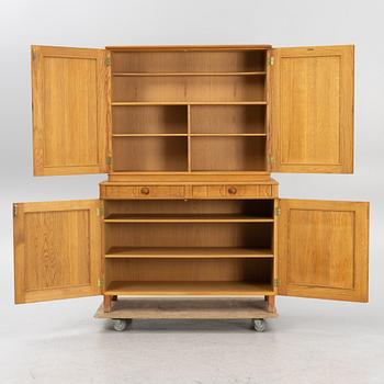 Carl Malmsten, skåp, "Calmare Nyckel", Åfors Möbelfabrik, 1900-talets andra hälft.