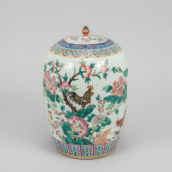 A famille rose vase, China, early 20th Century.