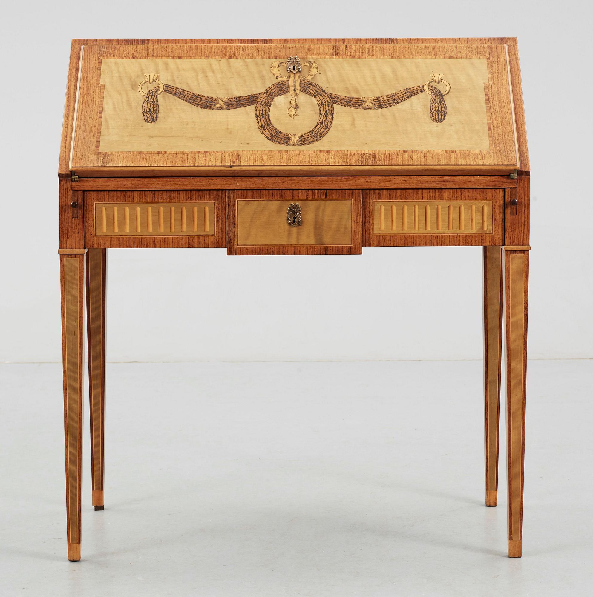 SEKRETÄR, gustaviansk stil, 1900-talets andra hälft.
