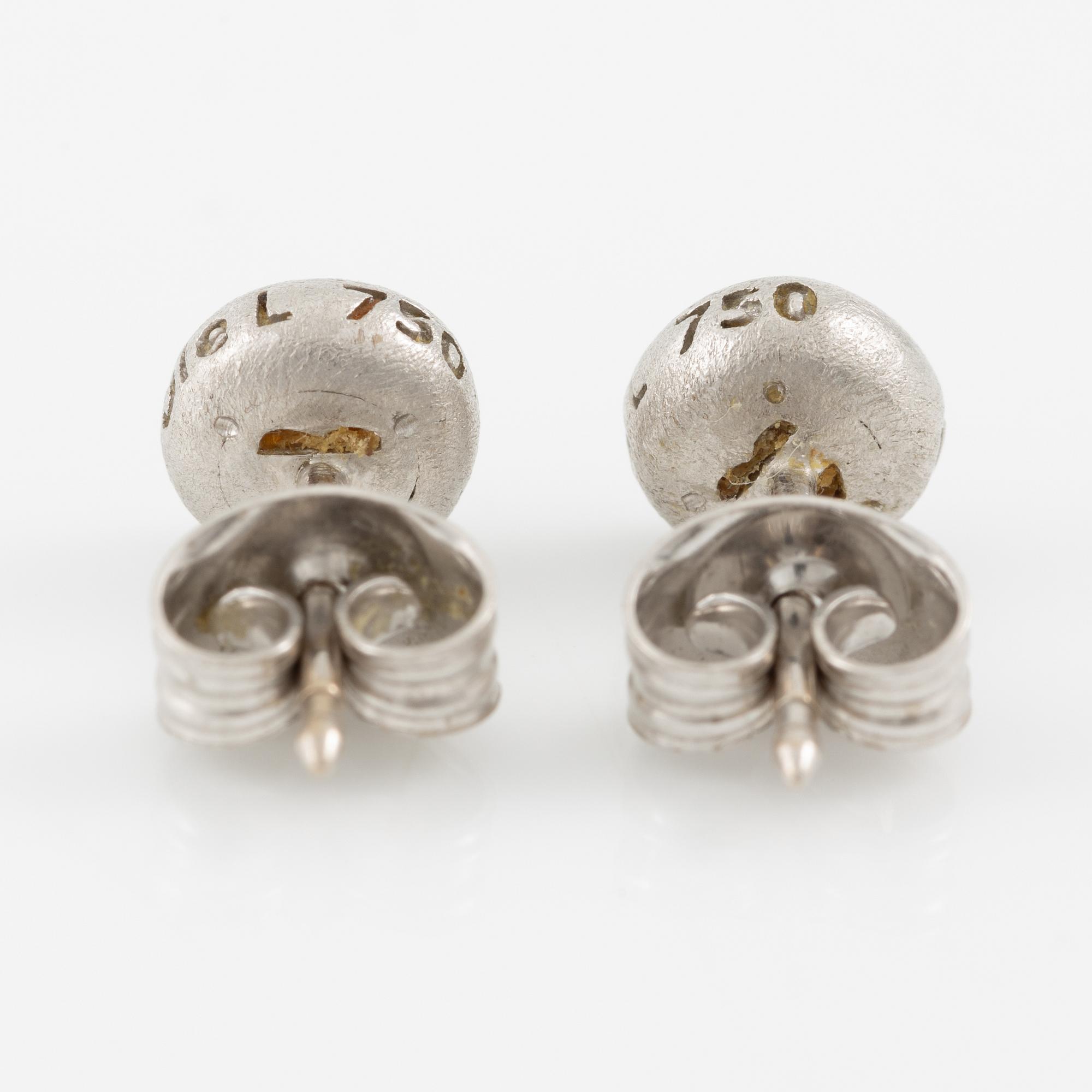 Ole Lynggaard a pair of "Bubbles" earrings in 18K white gold with tourmalines.