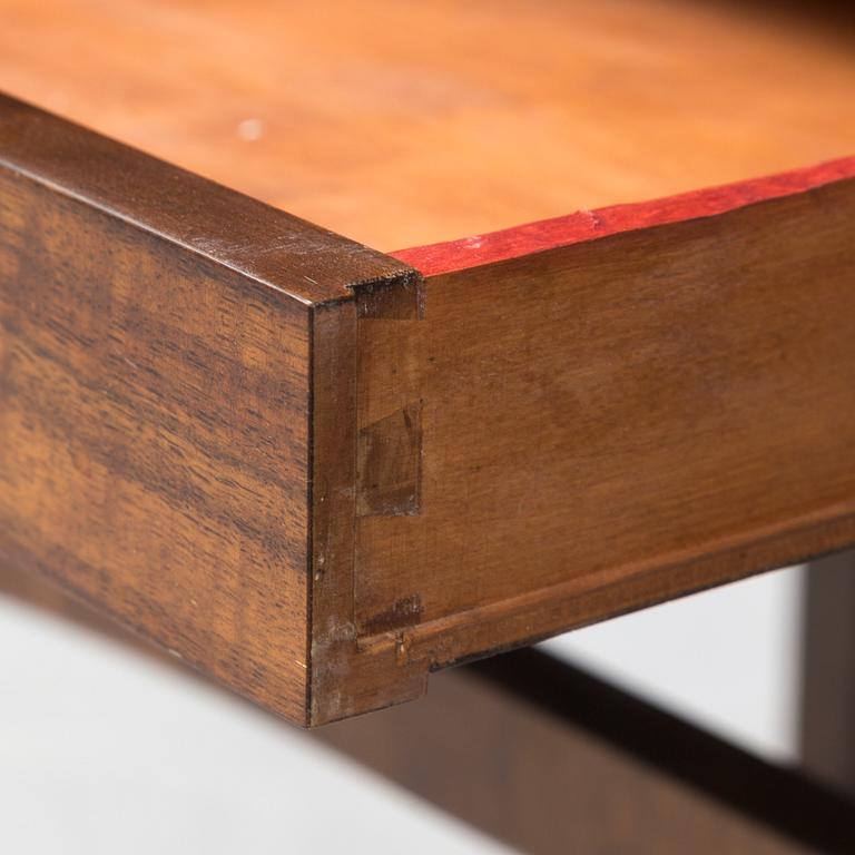 SKÅP, Swedish Modern, "Tahiti", Reiners Möbler, Mjölby, 1930-tal.